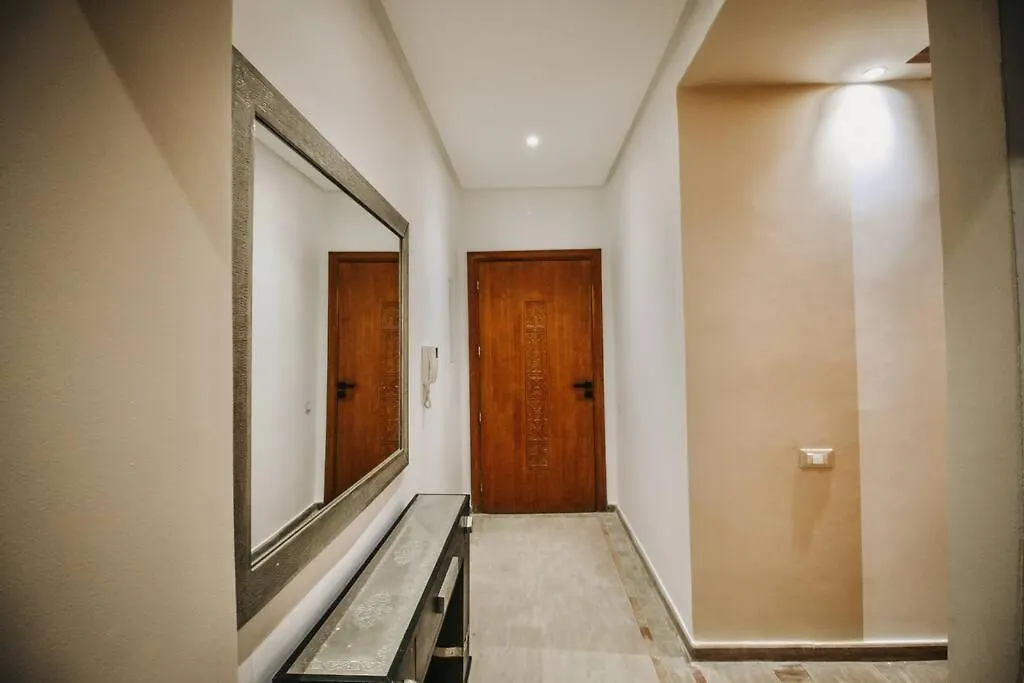 Logement Confortable Et Chic, Gueliz, Carre Eden 마라케시 모로코